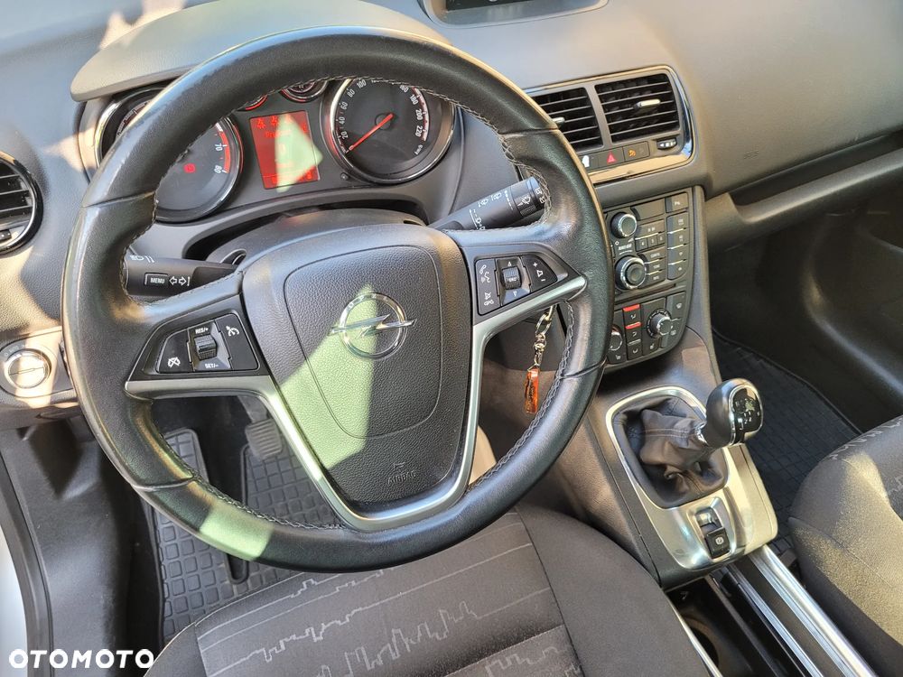 Opel Meriva - 10