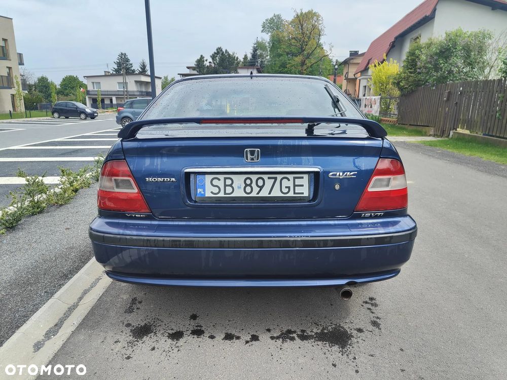 Honda Civic - 4