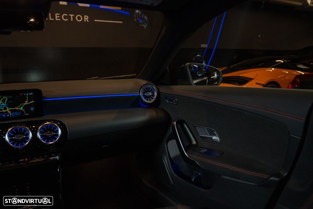 Mercedes-Benz CLA 250 - 11