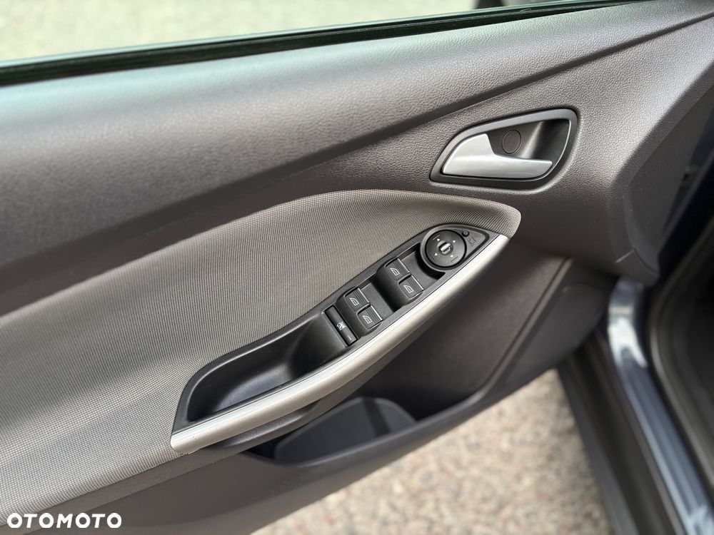 Ford Focus - 7