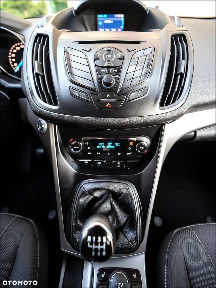 Ford Kuga - 22