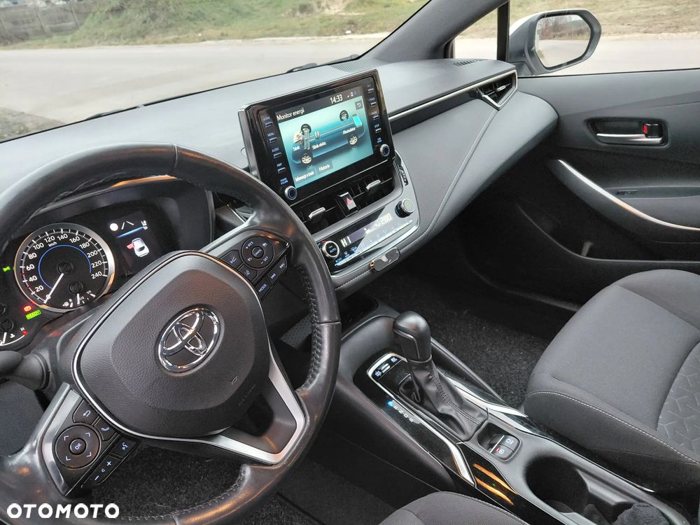 Toyota Corolla 1.8 Hybrid Comfort - 19