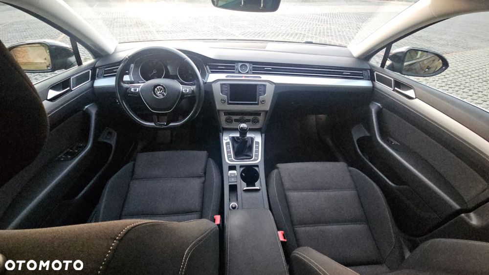 Volkswagen Passat 1.4 TSI BMT ACT Comfortline - 23