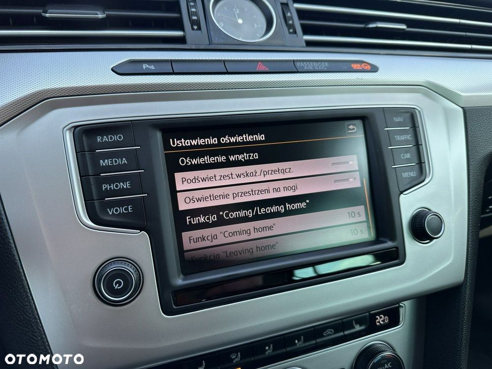 Volkswagen Passat Variant 2.0 TDI SCR Comfortline - 26