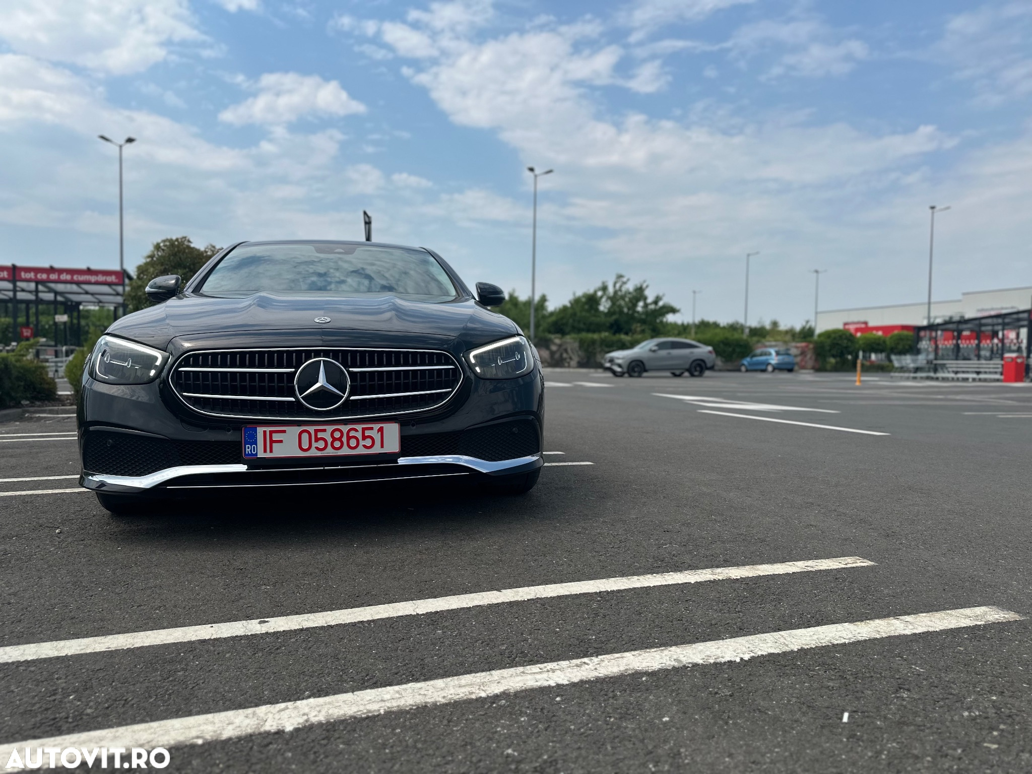 Mercedes-Benz E 220 d T 9G-TRONIC - 6