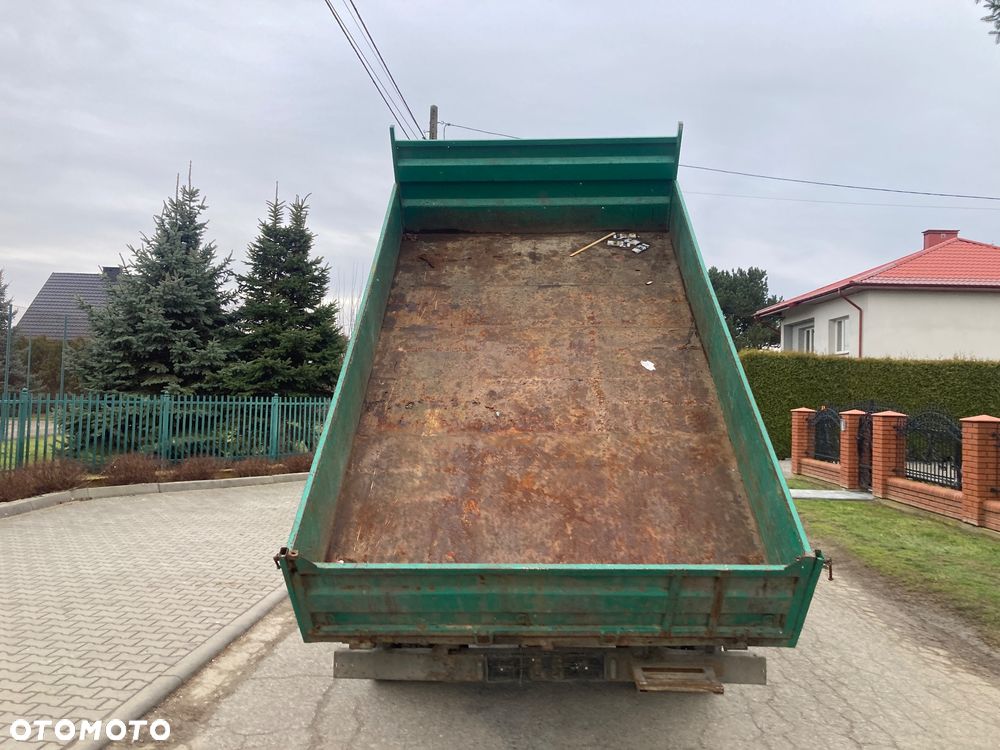 Mercedes-Benz 410 - 5