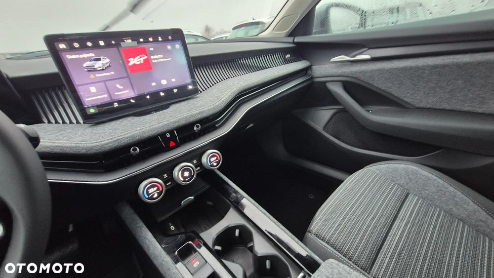 Skoda Superb 1.5 TSI mHEV Selection DSG - 12