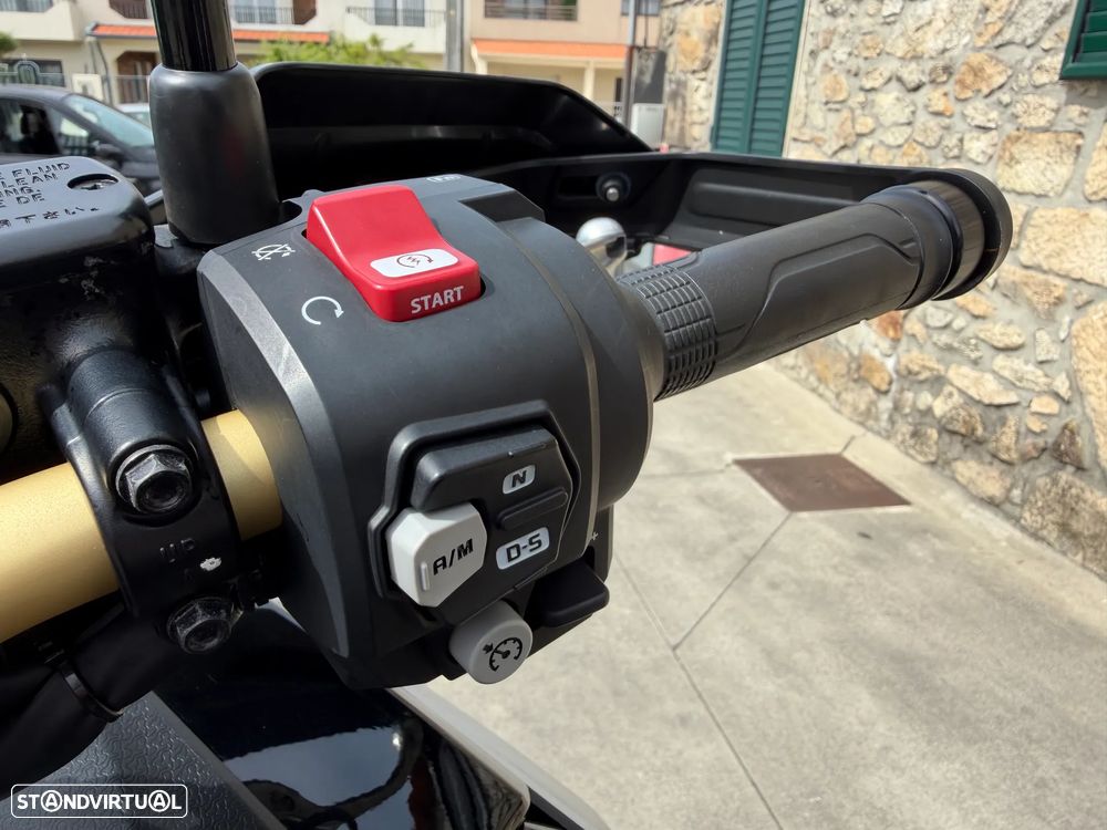 Honda Africa Twin - 13