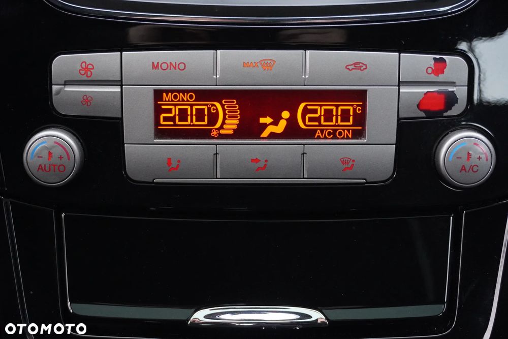 Ford Mondeo 2.5 Black Magic - 24