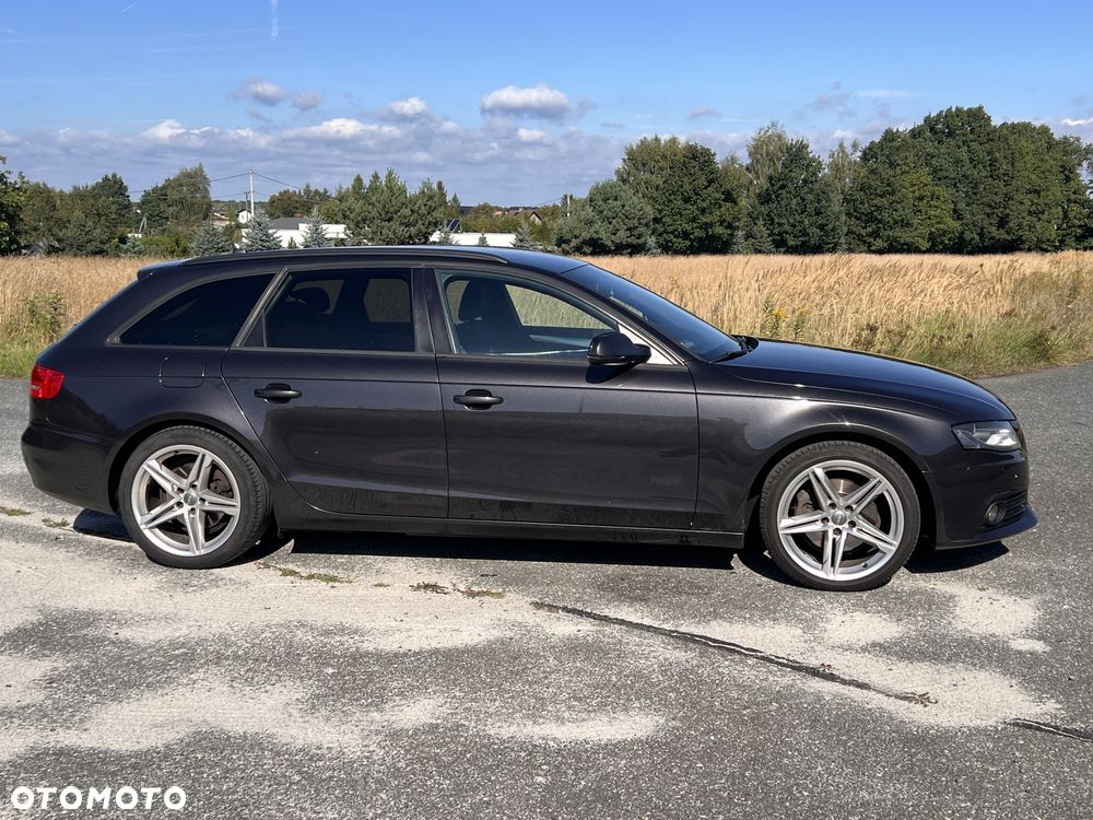 Audi A4 - 4