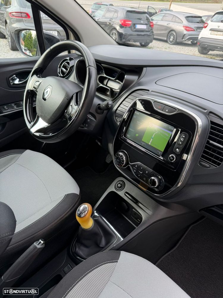 Renault Captur 1.5 dCi Exclusive - 6