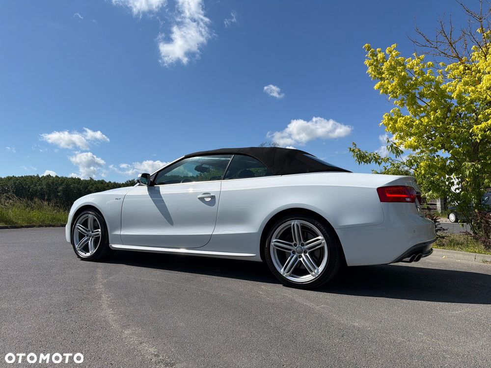 Audi S5 Cabrio - 9