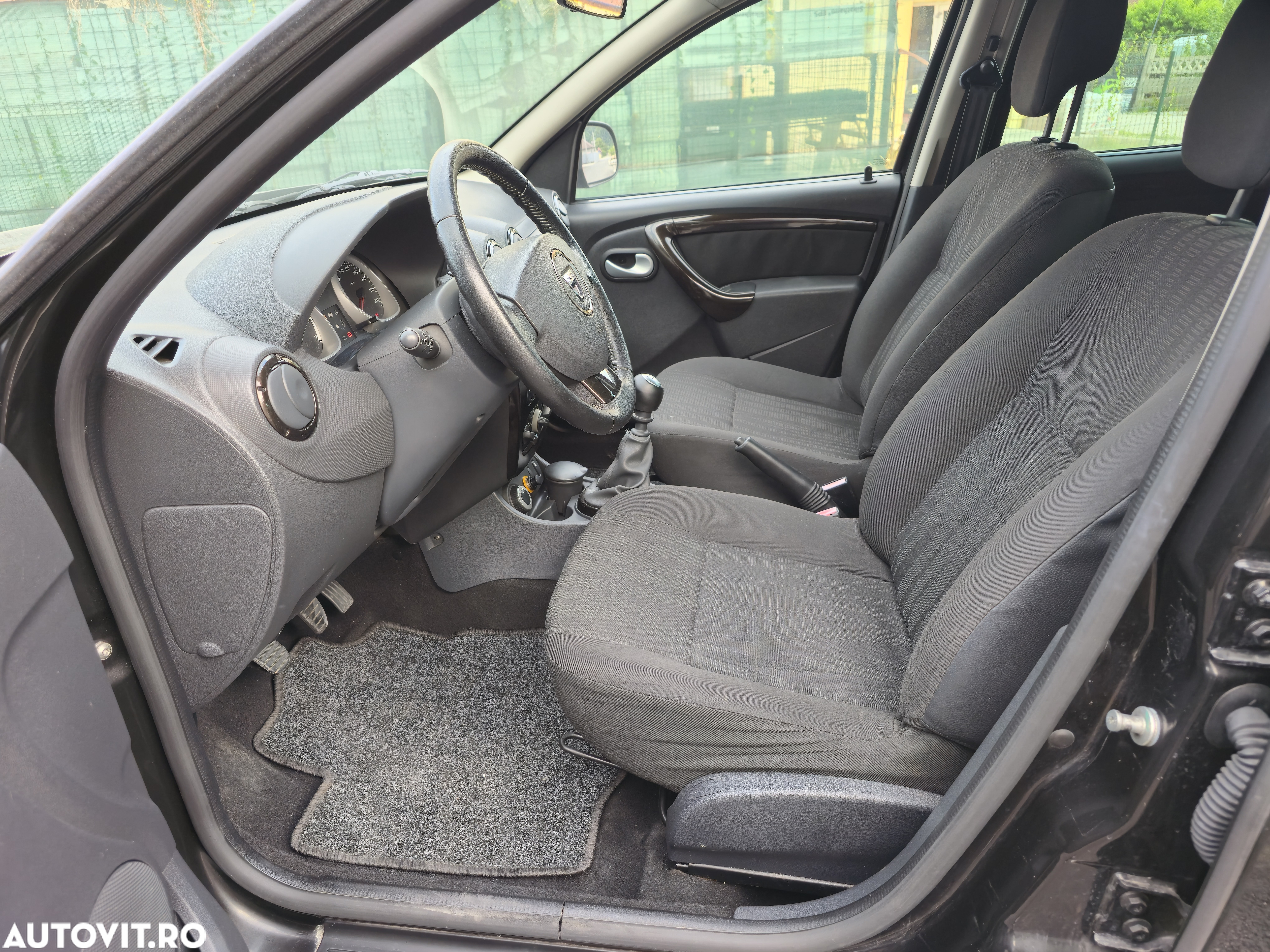 Dacia Duster 1.5 dCi 4x4 Ambiance - 6