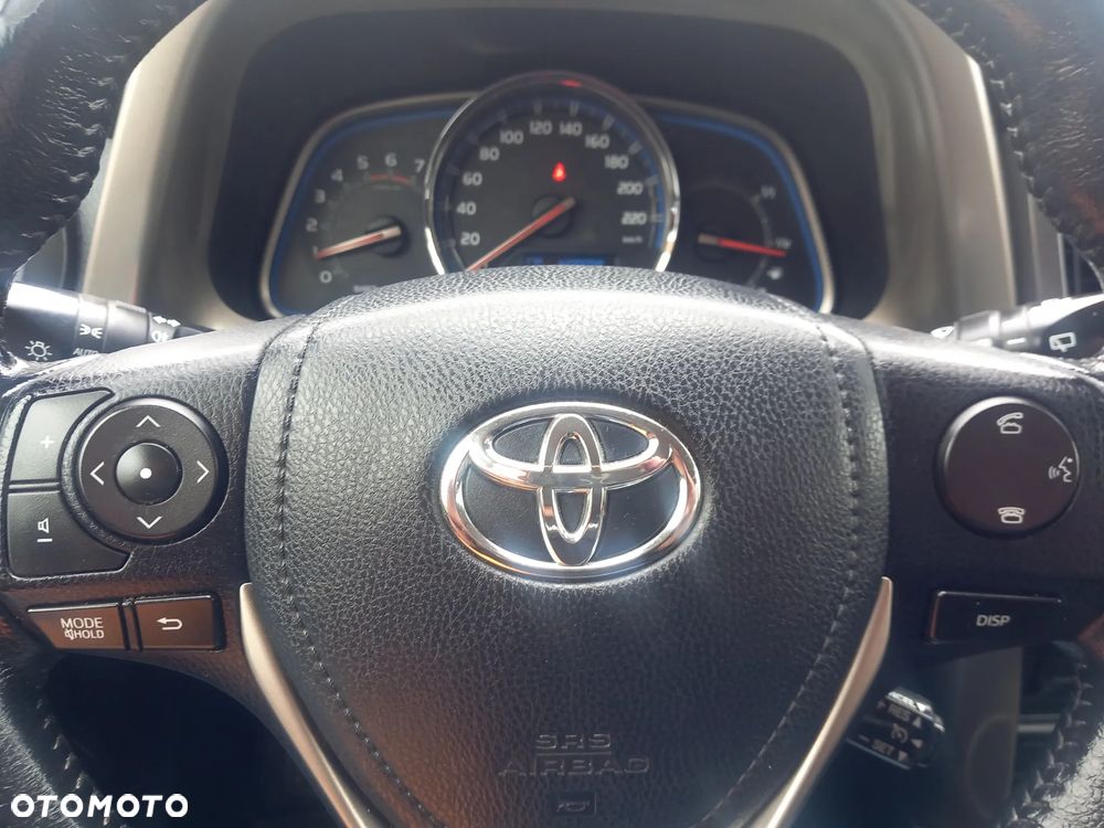 Toyota RAV4 2.2 D-4D 4x4 Executive - 16