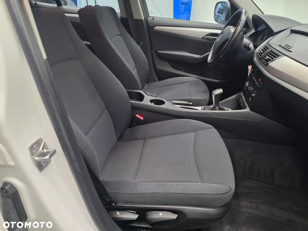 BMW X1 sDrive20d - 28