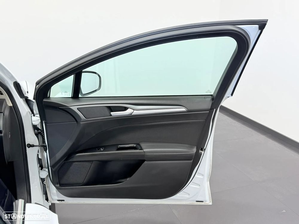 Ford Mondeo SW 1.5 TDCi Titanium - 34