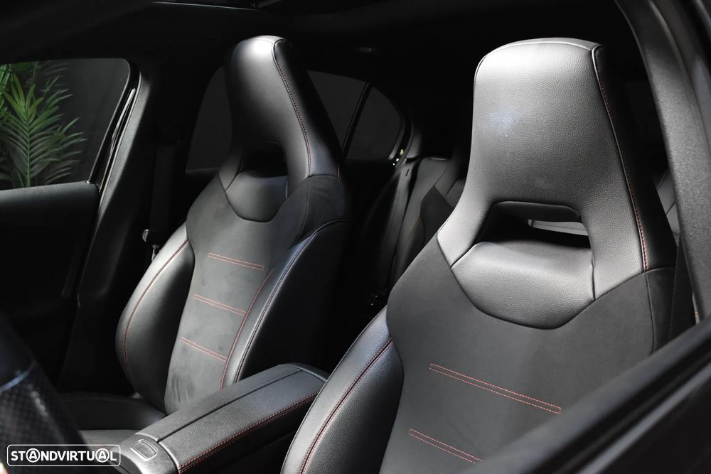 Mercedes-Benz A 250 e 8G-DCT AMG Line - 19