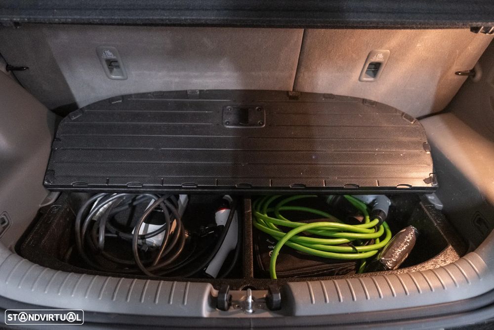 Kia e-Soul EV Play - 10