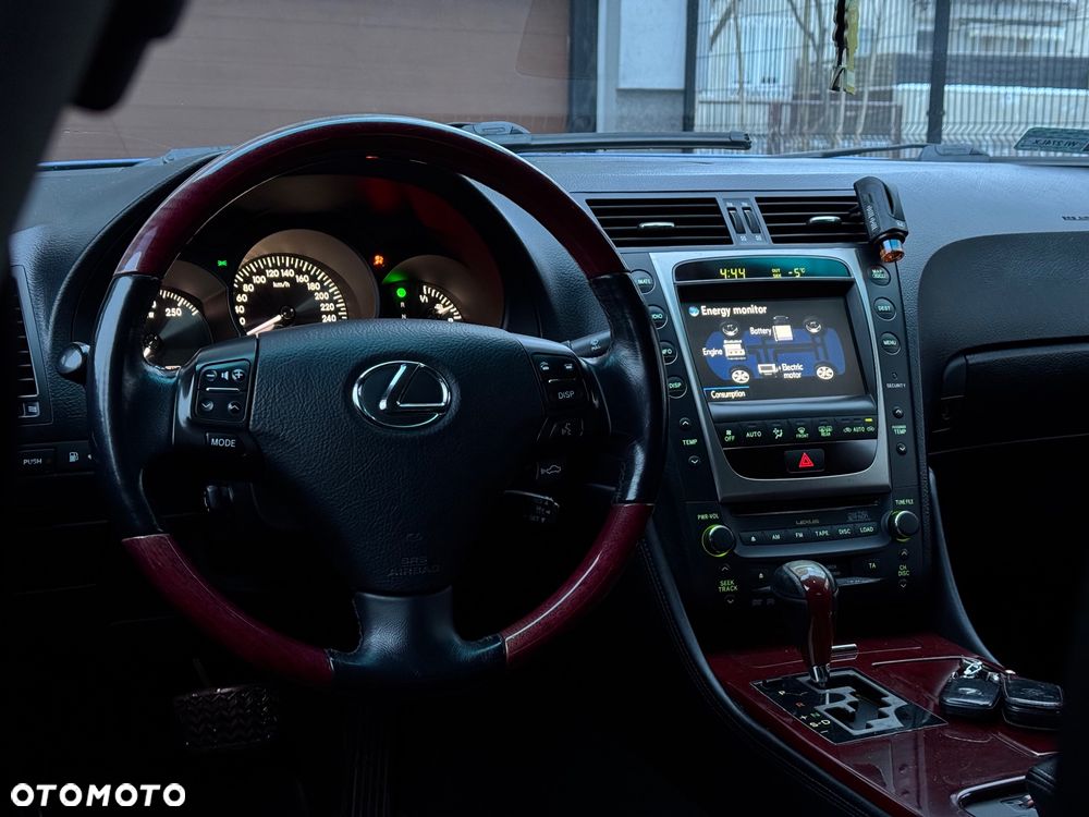 Lexus GS - 18