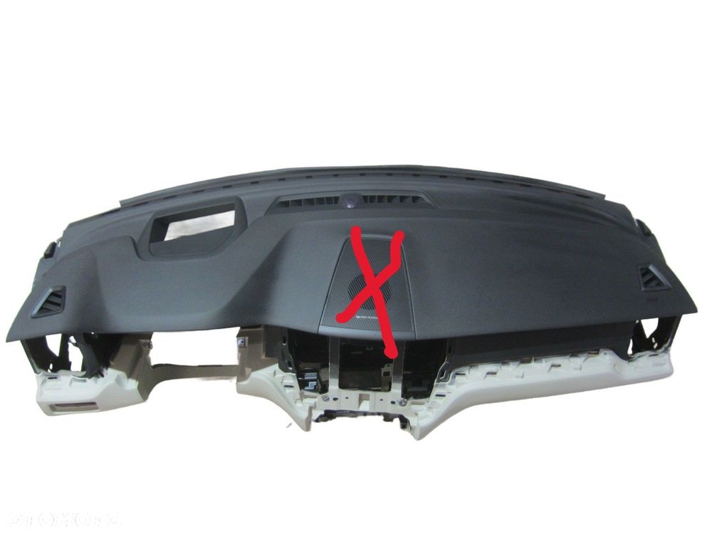 VOLVO XC60 II KONSOLA ROZDZIELCZA DESKA HEAD UP JASNA SZARA ORYGINAŁ - 1