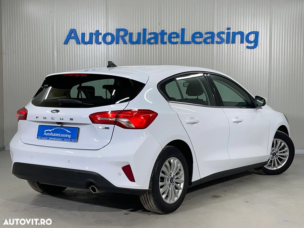 Ford Focus 1.0 EcoBoost MHEV Titanium - 3