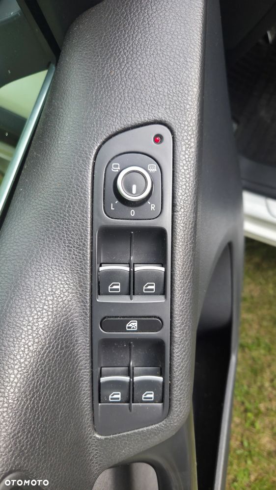 Volkswagen Tiguan - 24