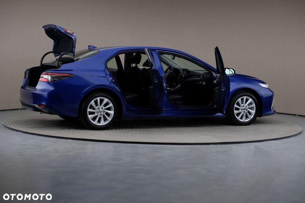 Toyota Camry 2.5 Hybrid Comfort CVT - 6