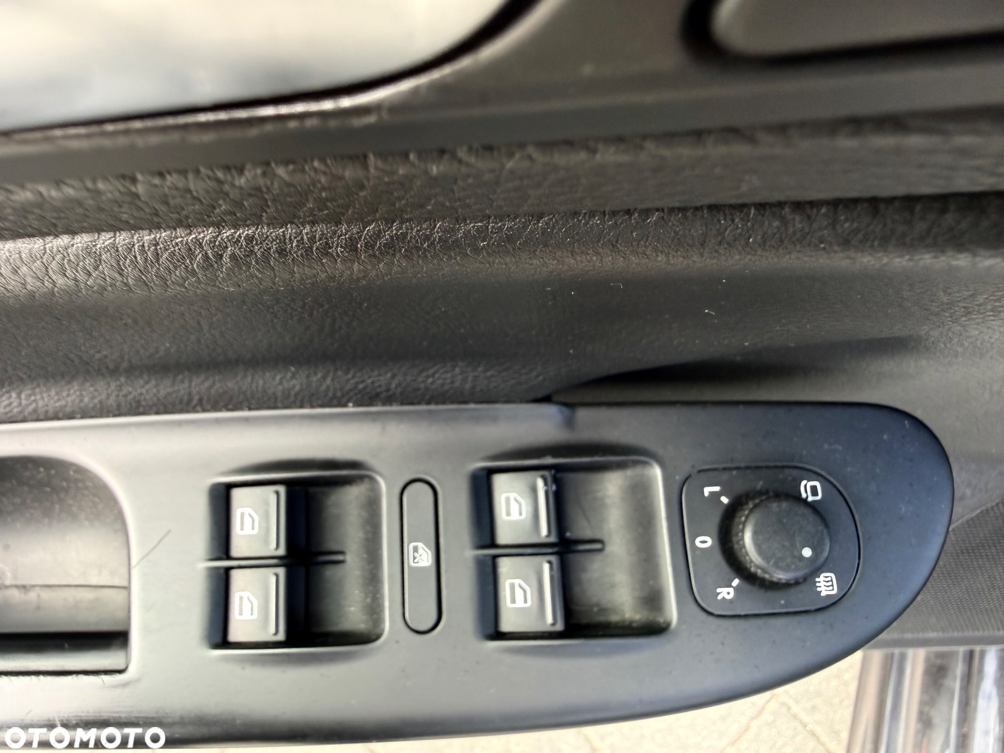 Volkswagen Passat 2.0 TDI DPF Sportline DSG - 15