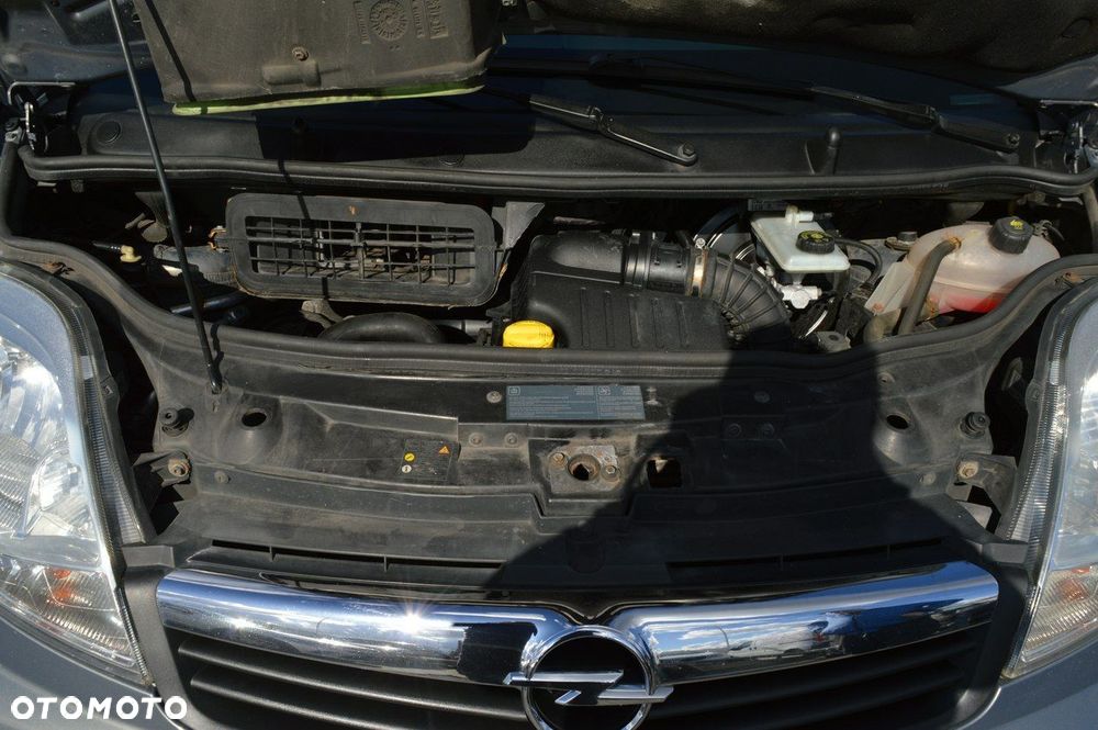 Opel Vivaro - 34