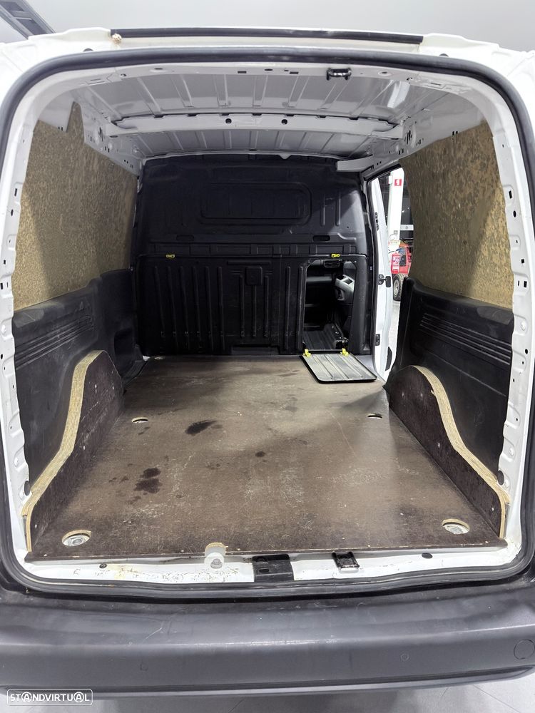 Peugeot Partner - 11