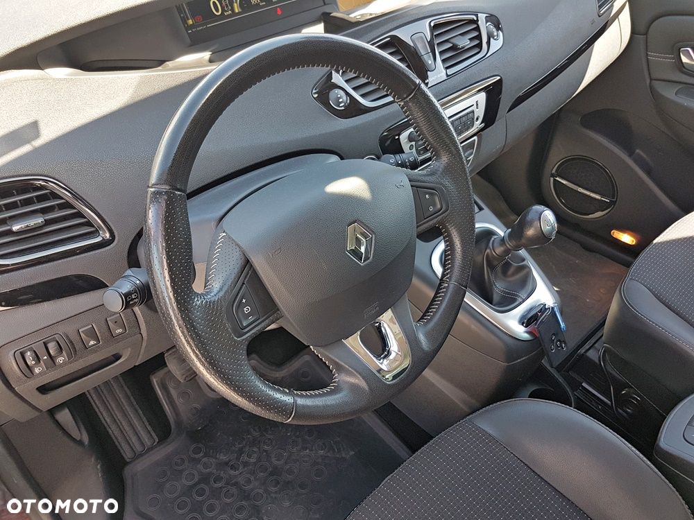 Renault Scenic ENERGY TCe 115 S&S Bose Edition - 13