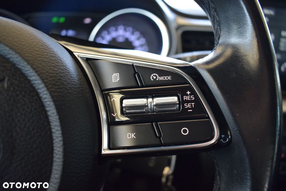 Kia XCeed - 20