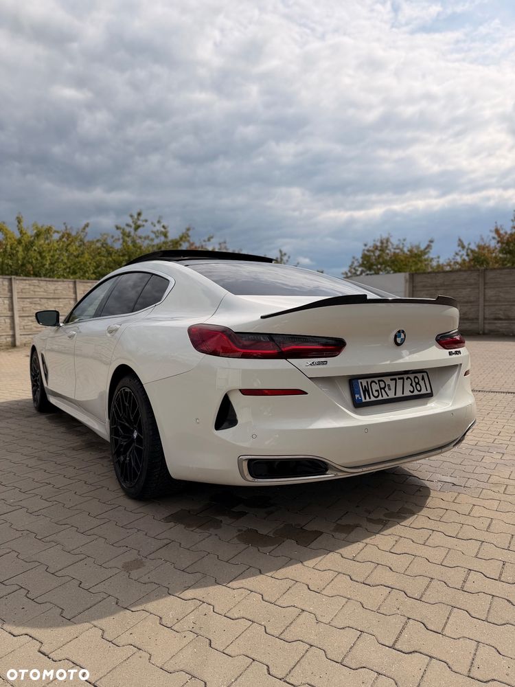 BMW Seria 8 840i xDrive - 4
