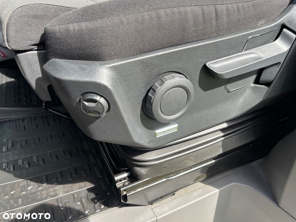 Volkswagen Crafter - 29
