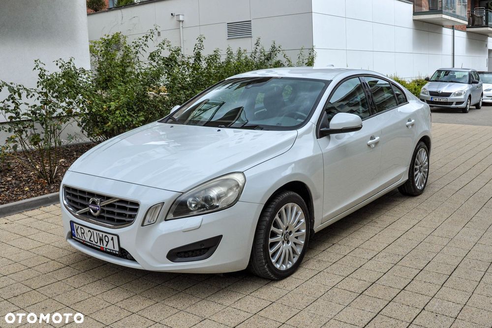 Volvo S60 - 1