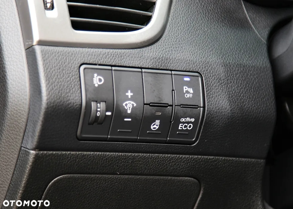 Hyundai i30 1.6 GDI Premium - 14