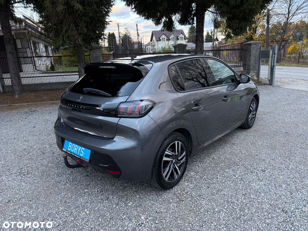 Peugeot 208 PureTech 100 EAT8 Allure - 4