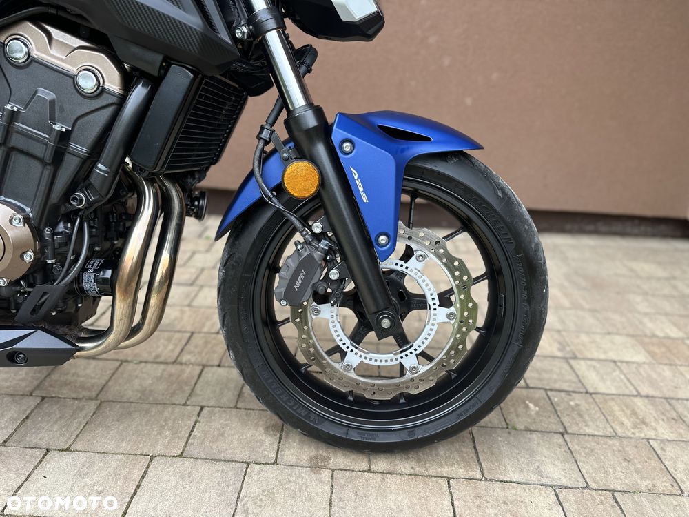 Honda CB - 9