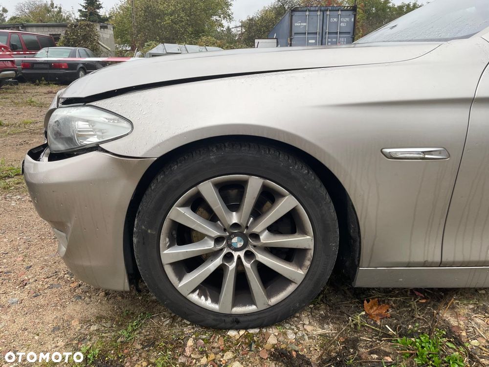 BMW Seria 5 2011 photo 4