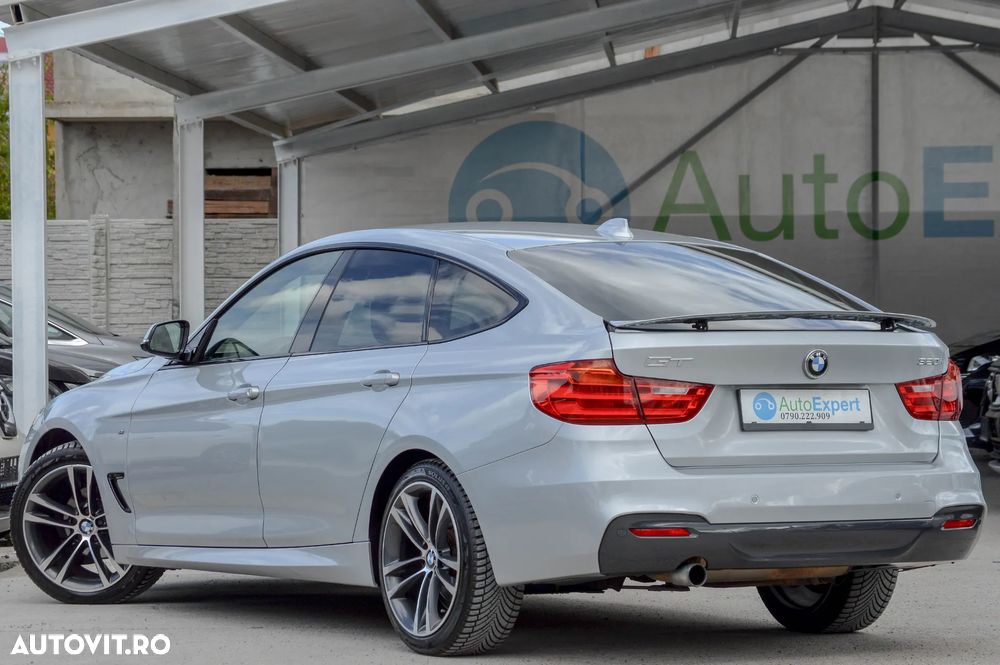 BMW Seria 3 320i Aut. M Sport - 38