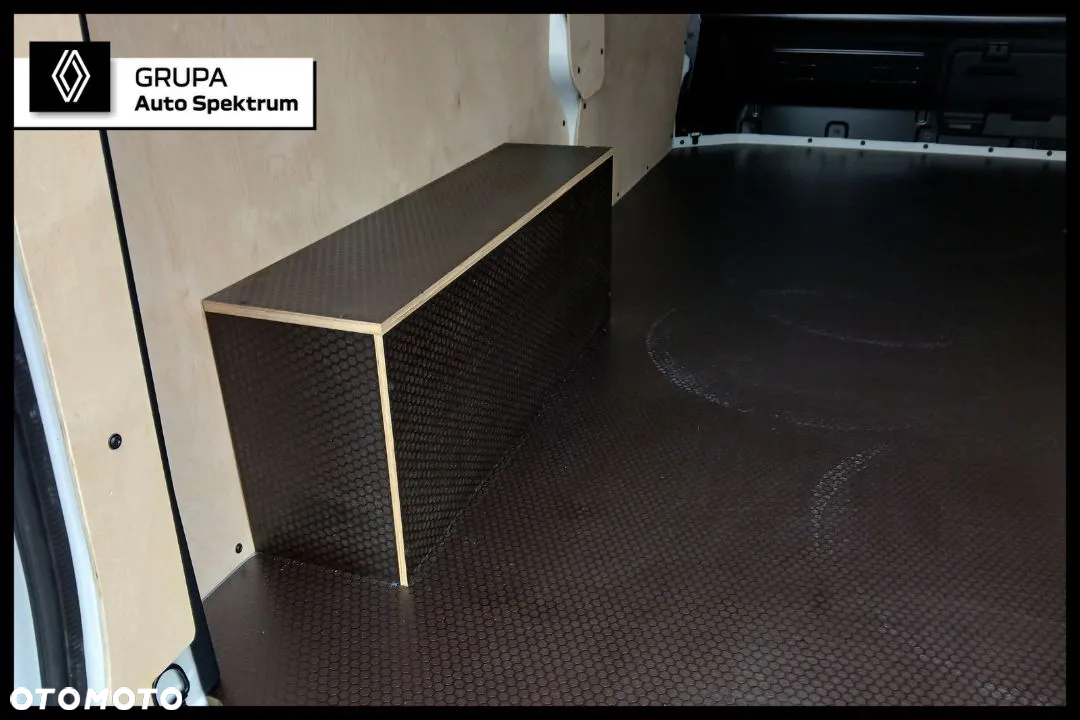 Renault Trafic - 8