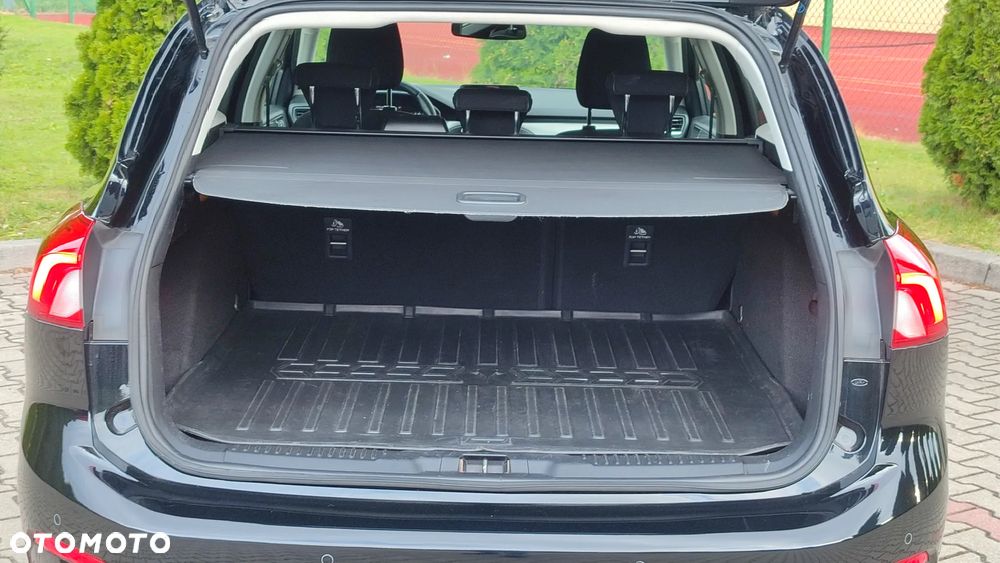 Ford Focus 2.0 EcoBlue Start-Stopp-System TITANIUM X - 16