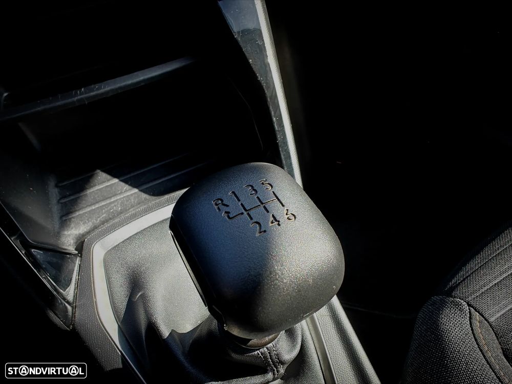 Peugeot 208 BlueHDi 100 Active Pack - 14