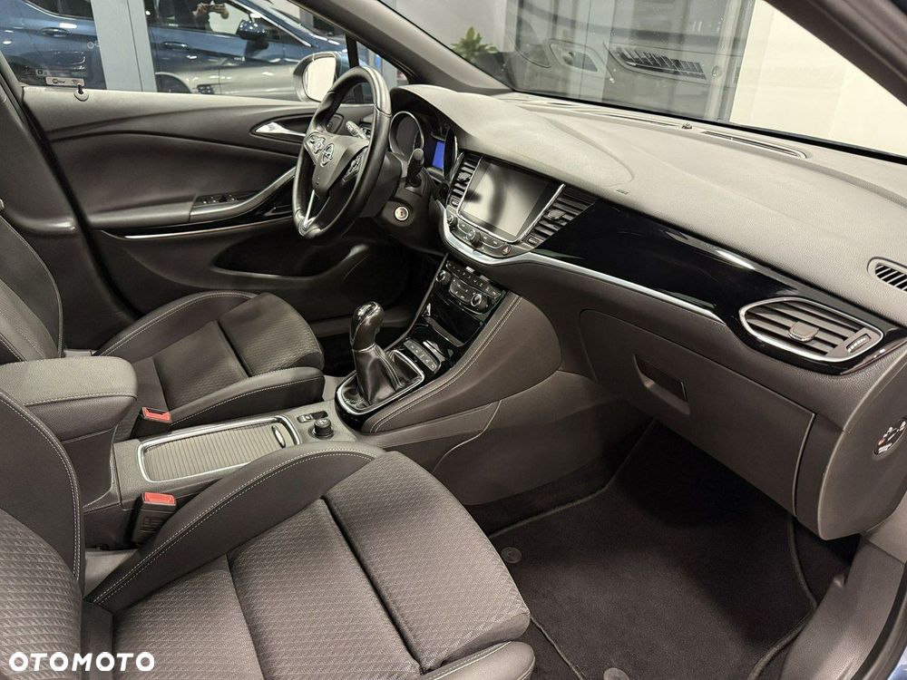 Opel Astra 1.4 Turbo Innovation - 36