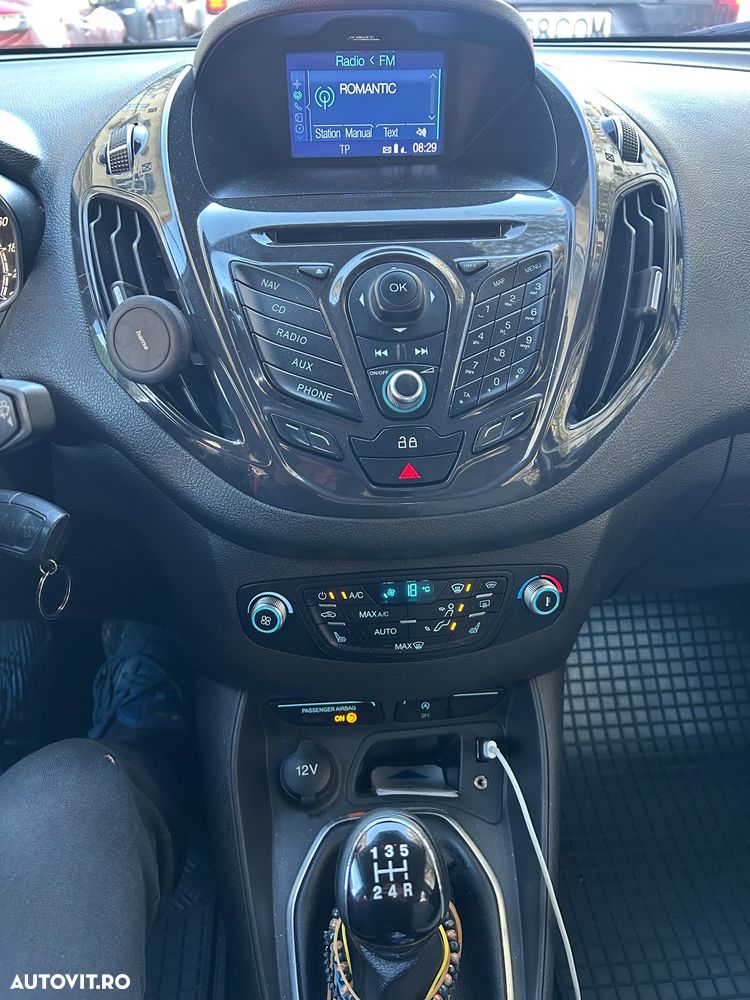 Ford Tourneo Courier 1.0 EcoBoost Titanium - 8