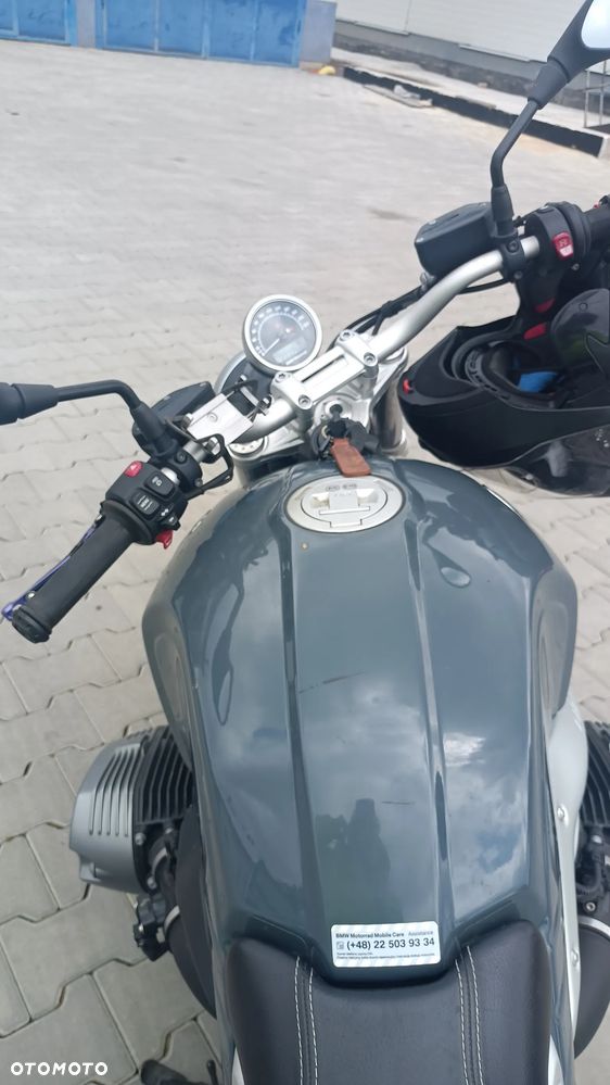 BMW R - 9