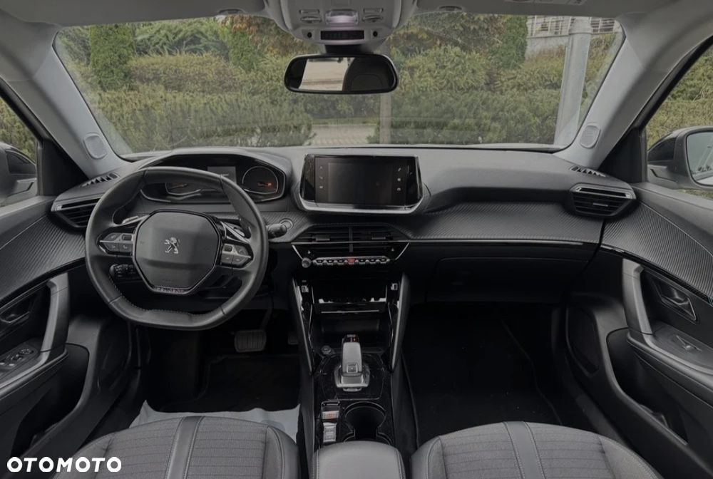 Peugeot 2008 - 6