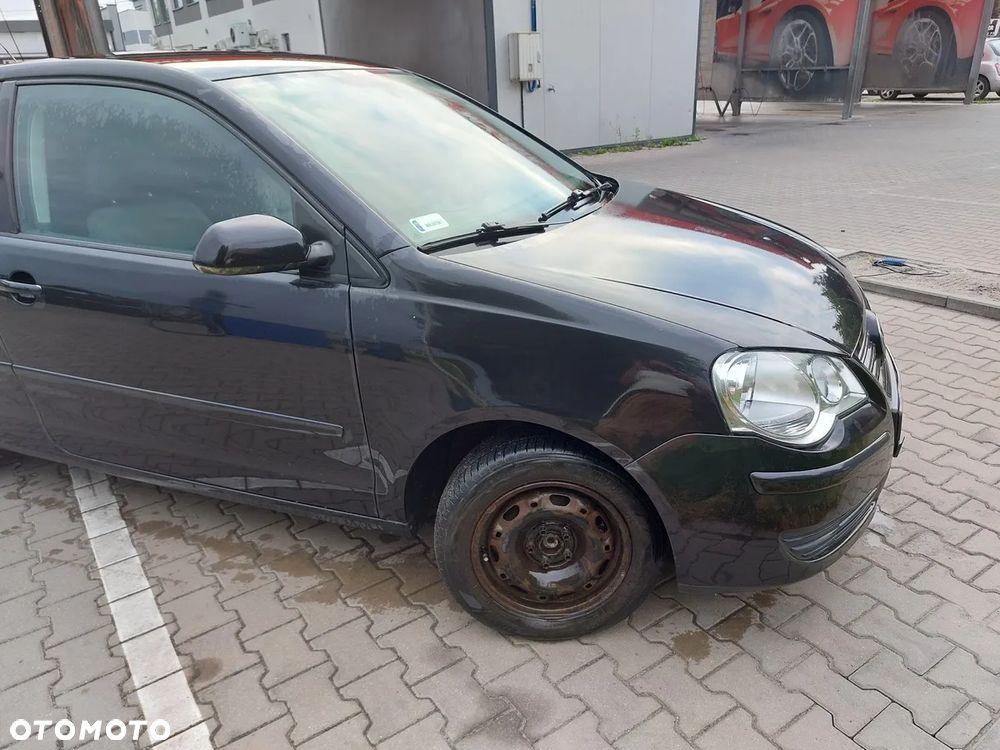 Volkswagen Polo 1.4 16V Comfortline - 13