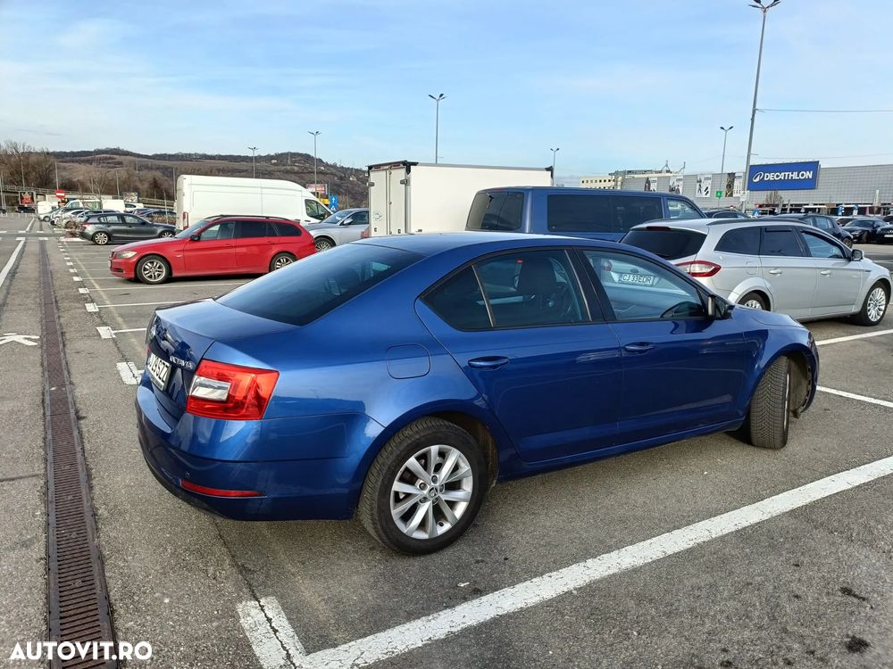 Skoda Octavia 1.4 TSI DSG Ambition - 6