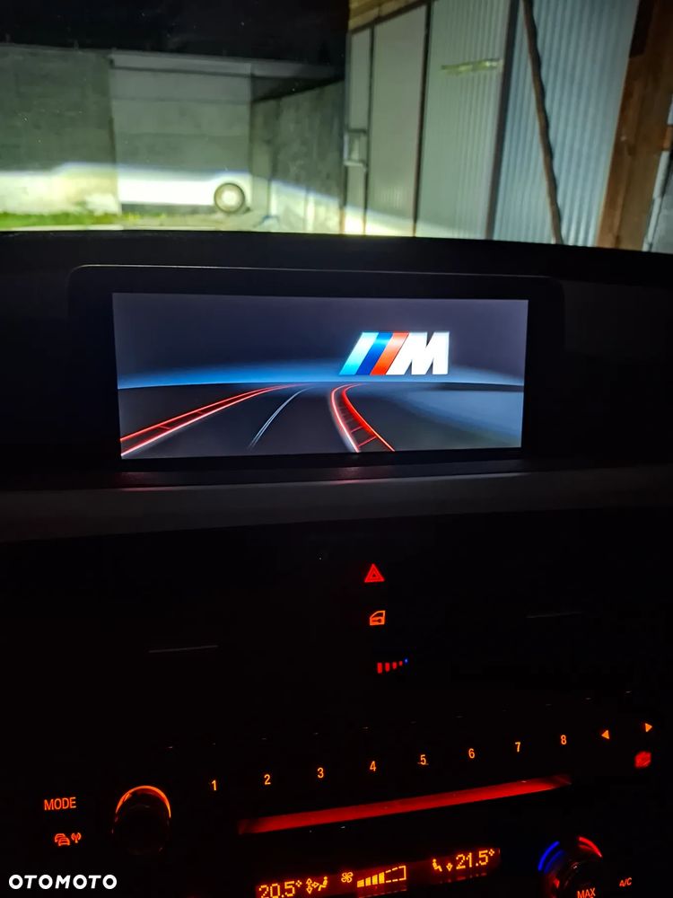 BMW 3GT 318d Sport Line - 18